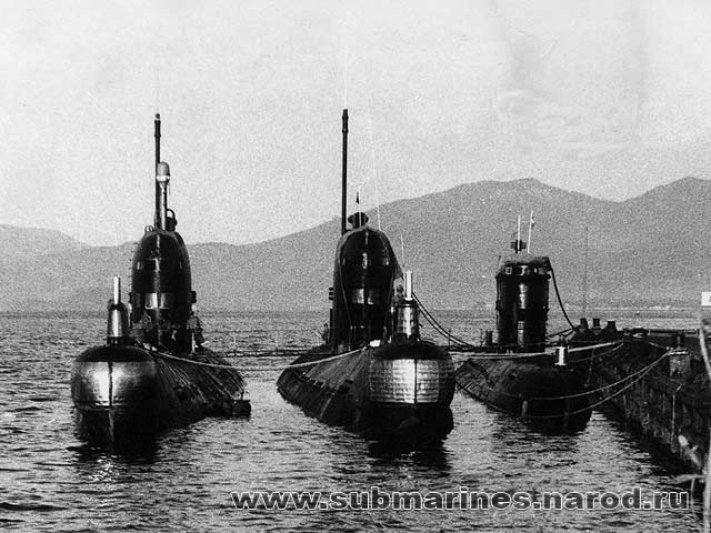 Подводные лодки в ПМТО Камрань