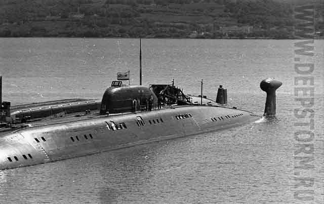 Подводная лодка К-242